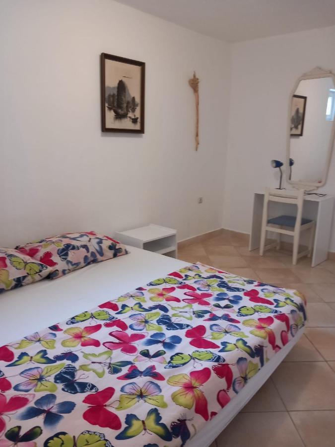 Karin Apartmani Hani Gornji Karin Εξωτερικό φωτογραφία