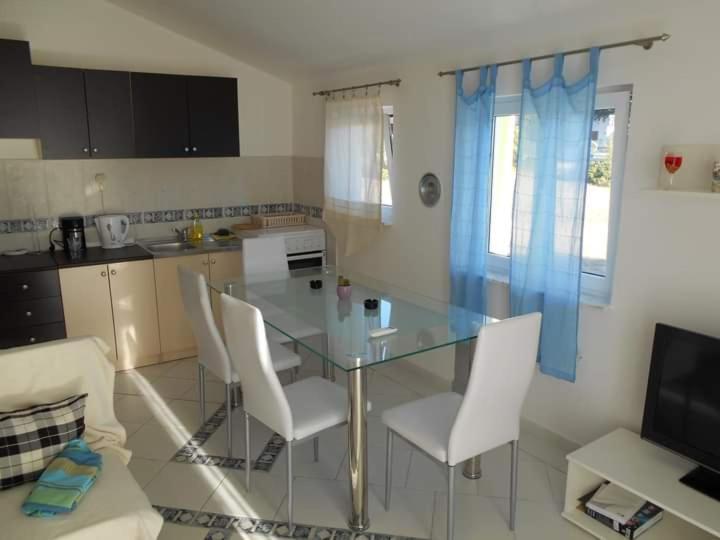 Karin Apartmani Hani Gornji Karin Εξωτερικό φωτογραφία